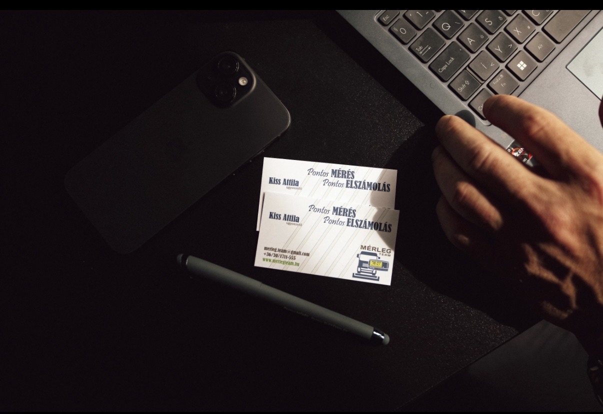 Vegye fel velünk a kapcsolatot egyszerűen és gyorsan